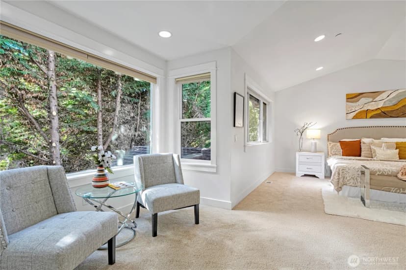 Property photo for 15607 88th Avenue Ne, Kenmore photo 20