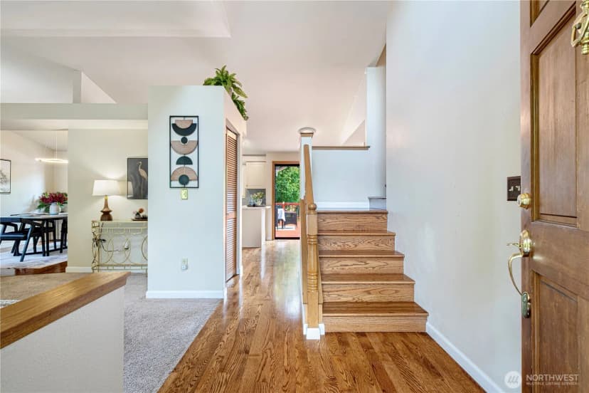 Property photo for 20807 32nd Place W, Lynnwood photo 2