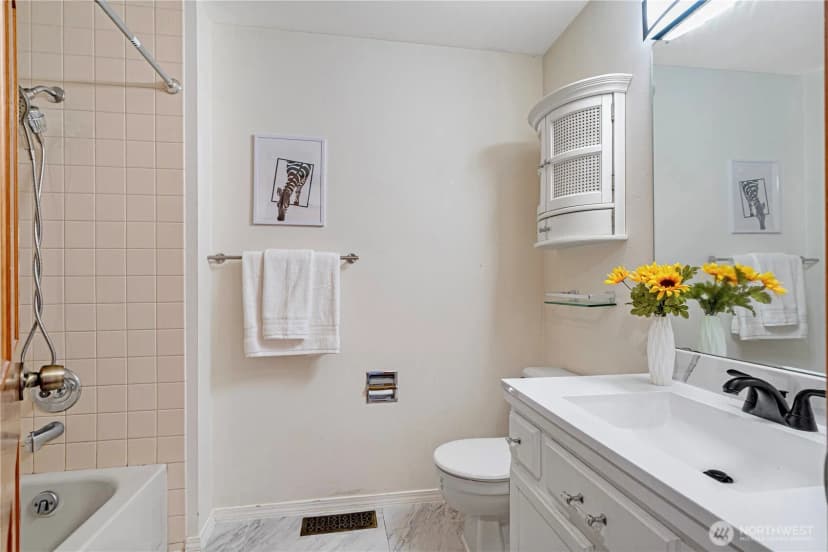 Property photo for 20807 32nd Place W, Lynnwood photo 19