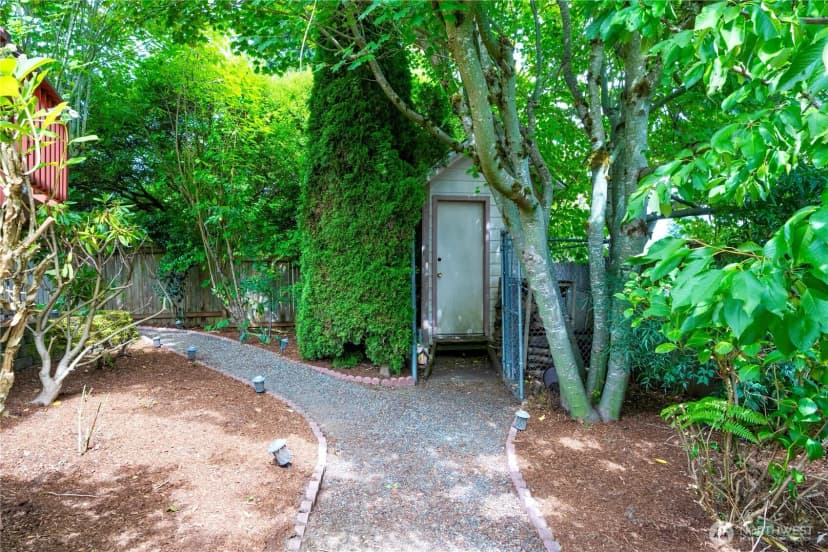 Property photo for 20807 32nd Place W, Lynnwood photo 26
