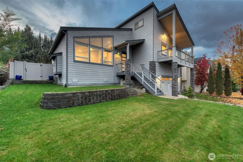 Property photo for 2136 W Honeysett Road, Wenatchee