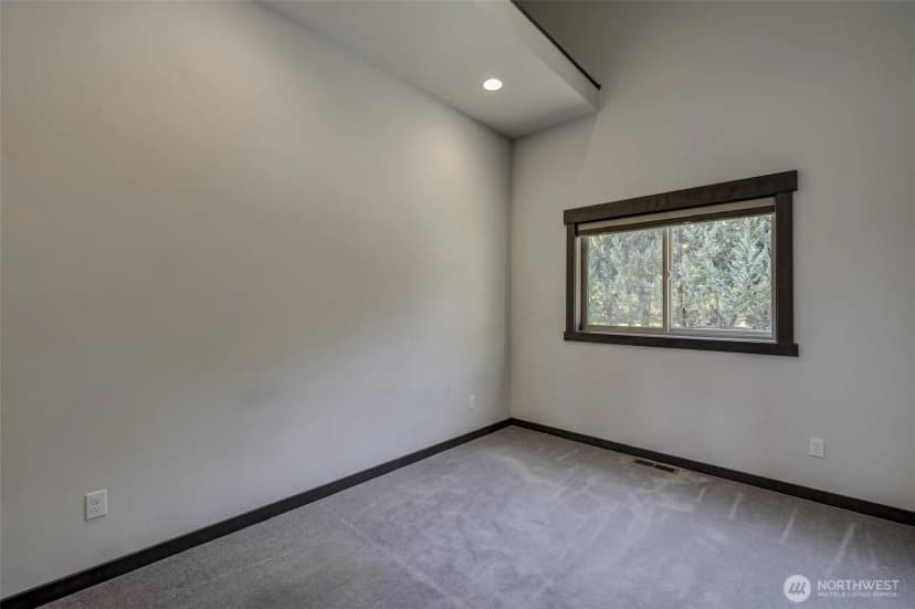Property photo for 2136 W Honeysett Road, Wenatchee photo 22