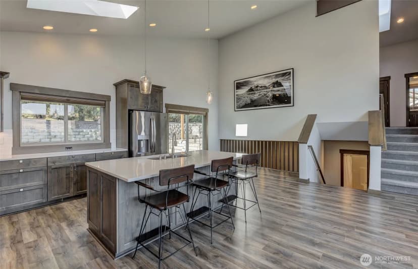 Property photo for 2136 W Honeysett Road, Wenatchee photo 13