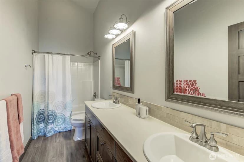 Property photo for 2136 W Honeysett Road, Wenatchee photo 24