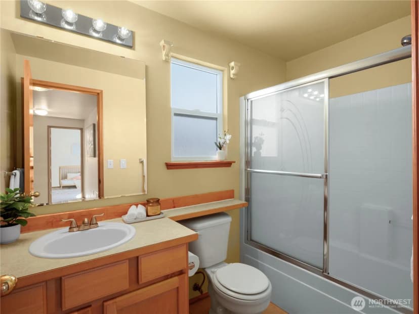 Property photo for 11602 Se 193rd Place, Kent photo 22