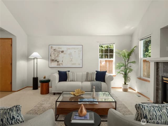 Property photo for 11602 Se 193rd Place, Kent photo 3