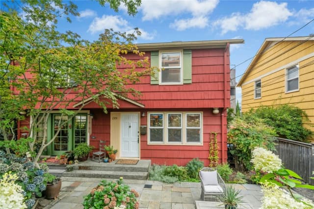 Property photo for 2303 Minor Avenue E, Seattle