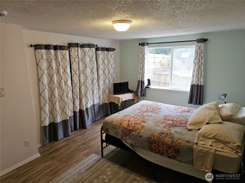 Property photo for 3309 Hillington Court Se, Port Orchard photo 10