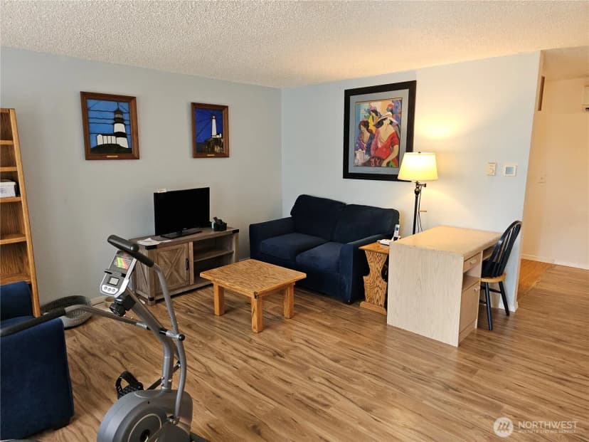 Property photo for 3309 Hillington Court Se, Port Orchard photo 4