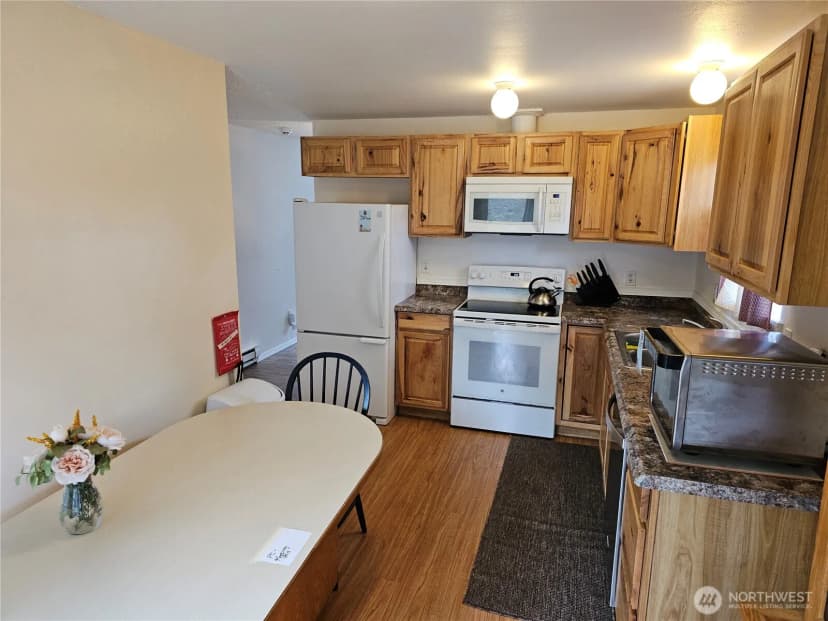 Property photo for 3309 Hillington Court Se, Port Orchard photo 8