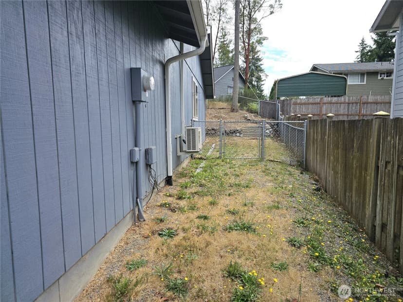 Property photo for 3309 Hillington Court Se, Port Orchard photo 23