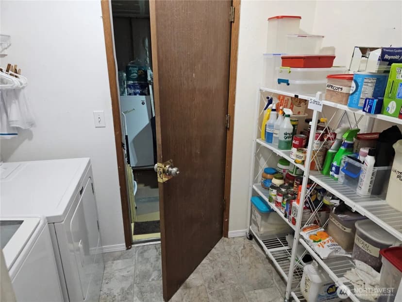 Property photo for 3309 Hillington Court Se, Port Orchard photo 17
