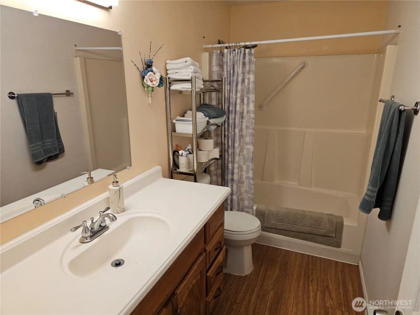Property photo for 3309 Hillington Court Se, Port Orchard photo 12
