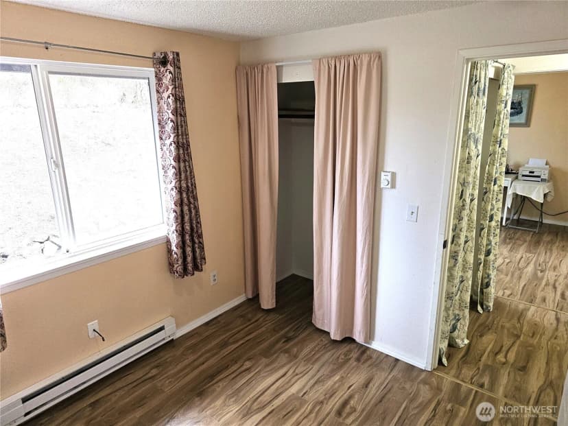 Property photo for 3309 Hillington Court Se, Port Orchard photo 13