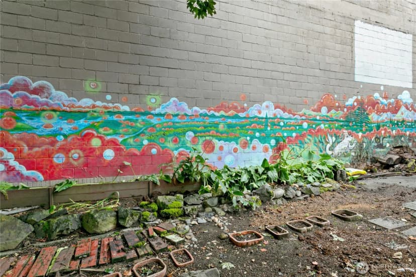 Property photo for 1009 Ne 70th Street, Seattle photo 36