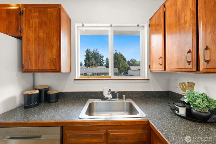 Property photo for 29304 32nd Place S, Auburn photo 10