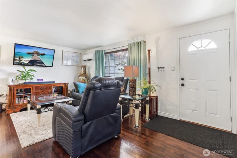 Property photo for 588 Ne Harvest Drive, Oak Harbor photo 6