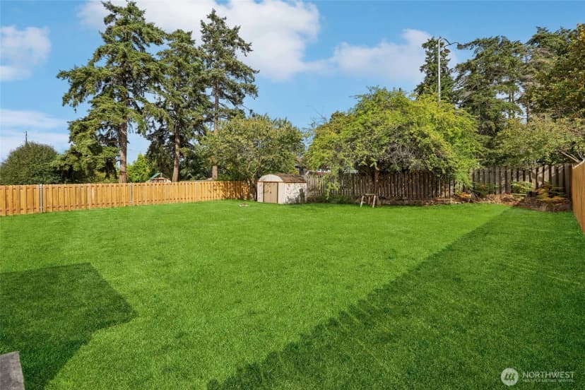 Property photo for 588 Ne Harvest Drive, Oak Harbor photo 31