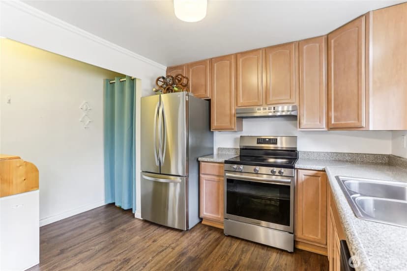 Property photo for 588 Ne Harvest Drive, Oak Harbor photo 12