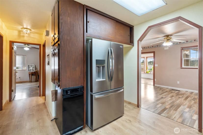 Property photo for 811 Ne 2nd Street, Winlock photo 6