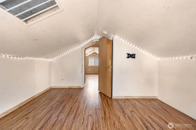 Property photo for 811 Ne 2nd Street, Winlock photo 26