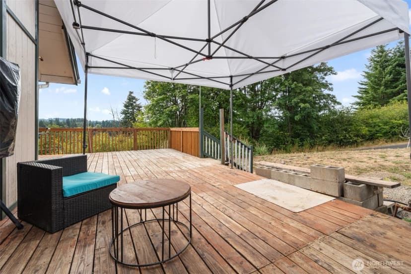 Property photo for 811 Ne 2nd Street, Winlock photo 4