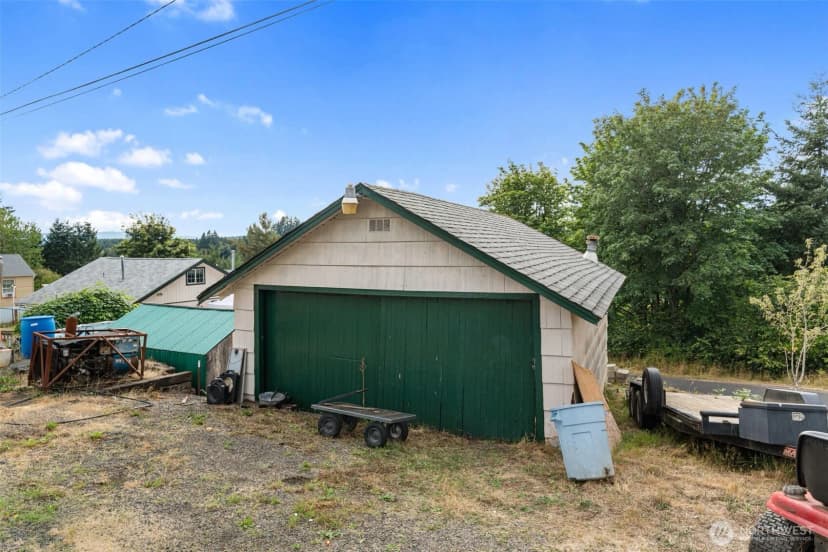 Property photo for 811 Ne 2nd Street, Winlock photo 29