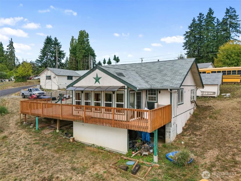 Property photo for 811 Ne 2nd Street, Winlock photo 32