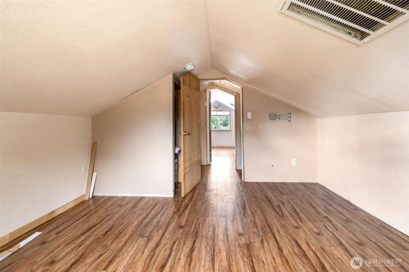 Property photo for 811 Ne 2nd Street, Winlock photo 25