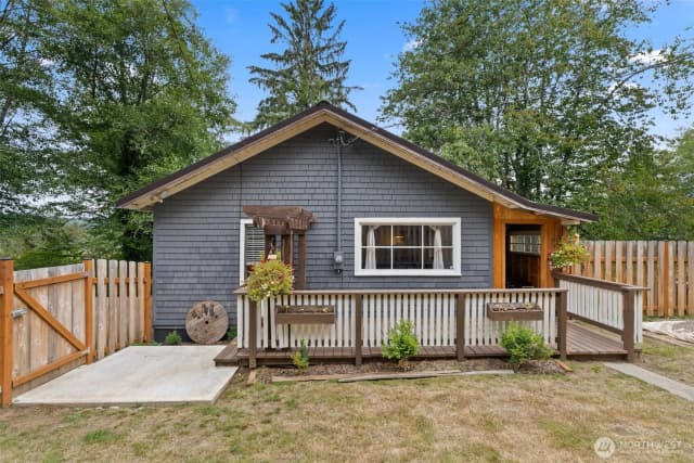 Property photo for 257 State Route 6, Raymond