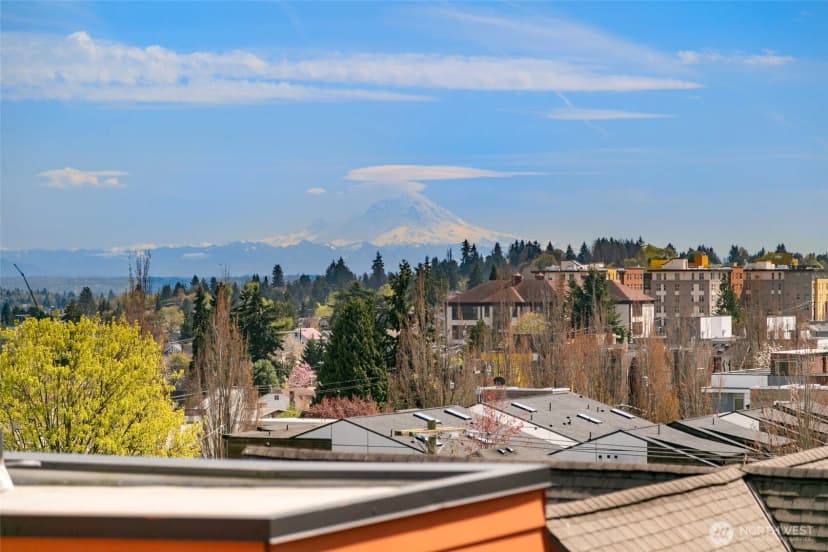 Property photo for 2012 14th Avenue S, Seattle photo 31