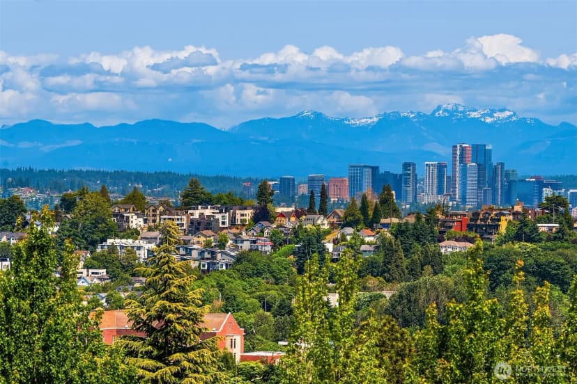 Property photo for 2012 14th Avenue S, Seattle