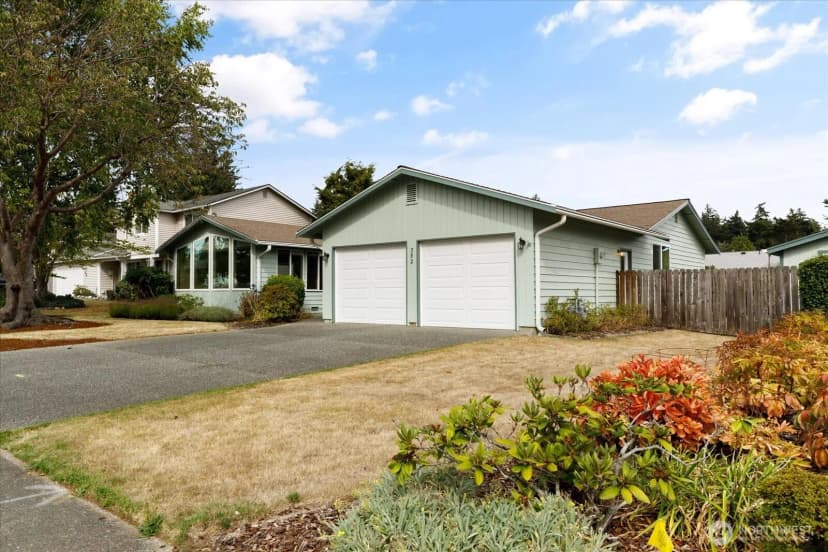 Property photo for 352 Nw Fairhaven, Oak Harbor photo 6