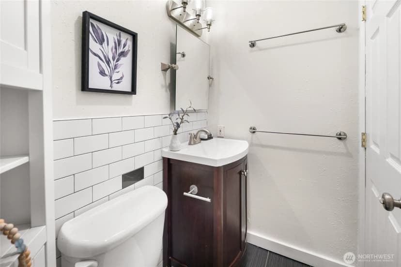 Property photo for 14614 12th Avenue Sw, Burien photo 15