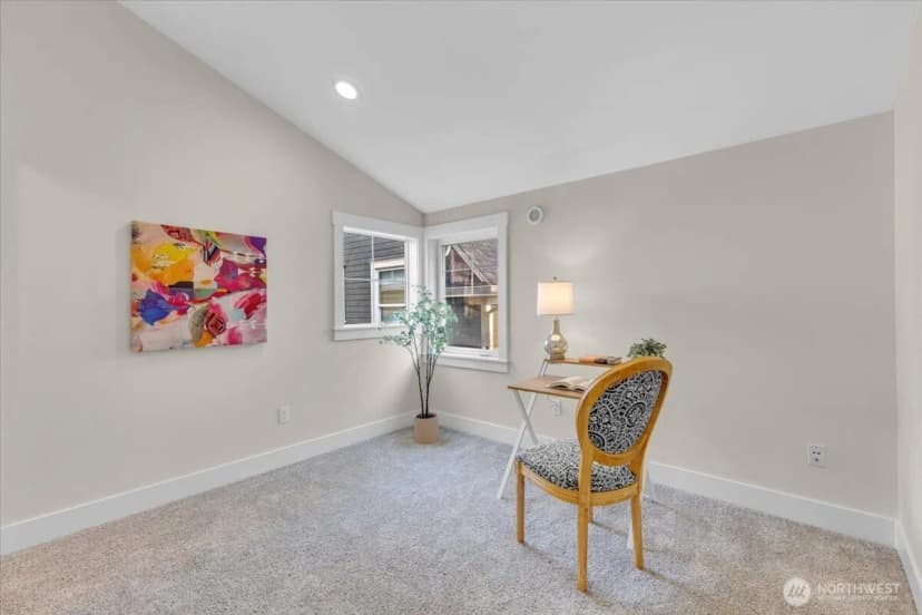 Property photo for 211 15th Avenue, Seattle photo 24
