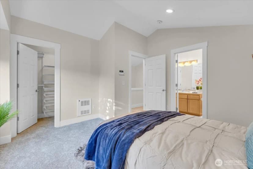 Property photo for 211 15th Avenue, Seattle photo 21