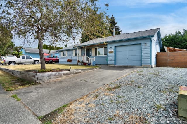 Property photo for 1928 N 35th Street, Mount Vernon