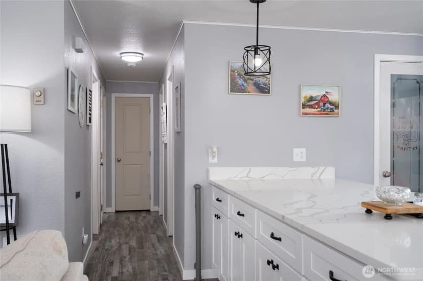 Property photo for 1928 N 35th Street, Mount Vernon photo 11