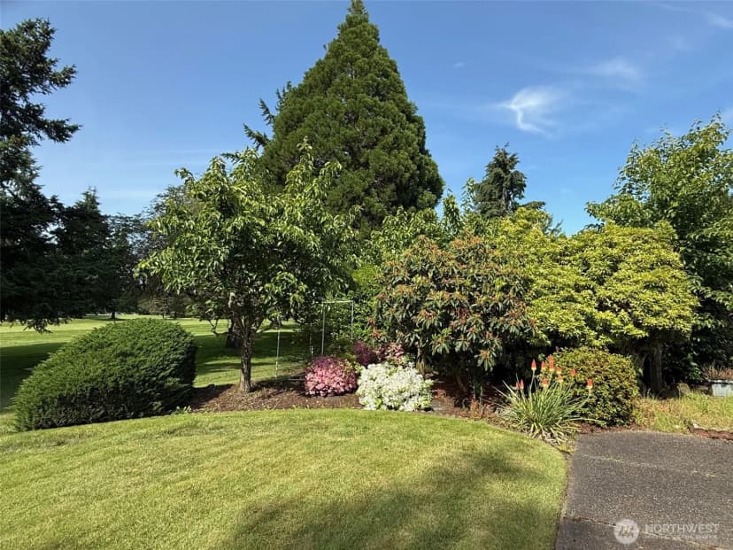 Property photo for 7513 Onyx Drive Sw, Lakewood photo 20