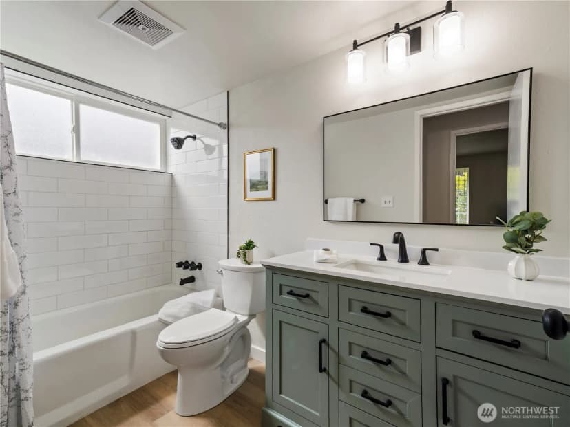Property photo for 7513 Onyx Drive Sw, Lakewood photo 17