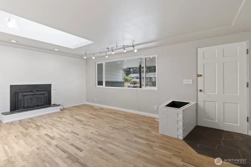 Property photo for 3115 89th Street S, Lakewood photo 4
