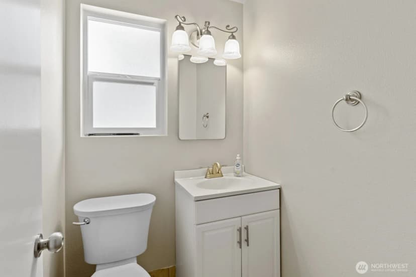 Property photo for 3115 89th Street S, Lakewood photo 16