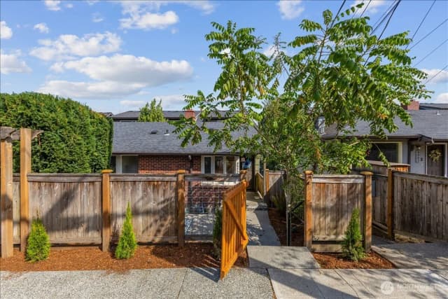 Property photo for 3932 14th Avenue S, Seattle
