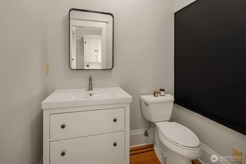 Property photo for 1517 31st Avenue S, Seattle photo 13