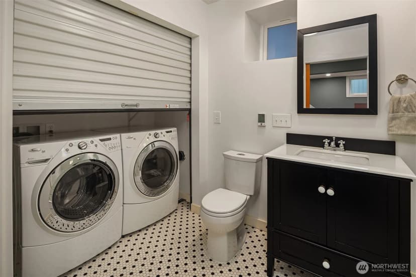 Property photo for 1517 31st Avenue S, Seattle photo 28