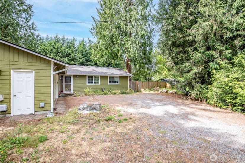 Property photo for 12709 Ne 80th Lane, Kirkland photo 15