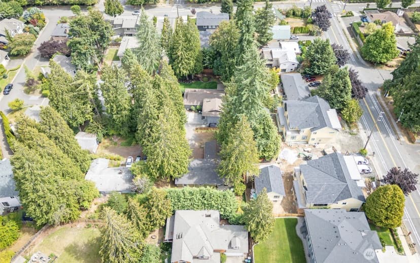 Property photo for 12709 Ne 80th Lane, Kirkland photo 18