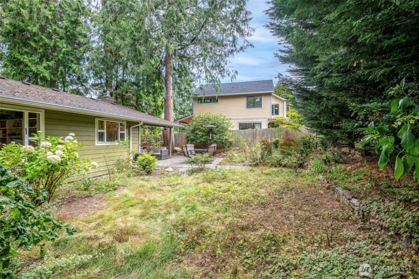 Property photo for 12709 Ne 80th Lane, Kirkland photo 11