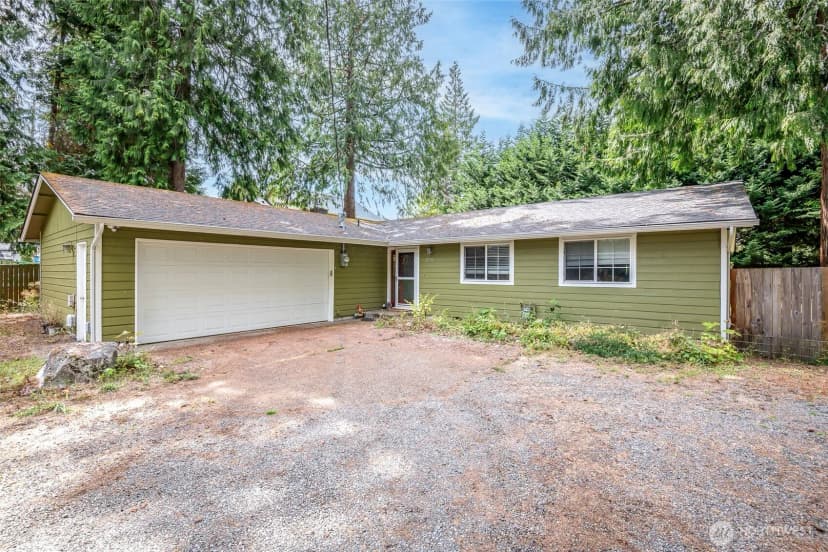 Property photo for 12709 Ne 80th Lane, Kirkland