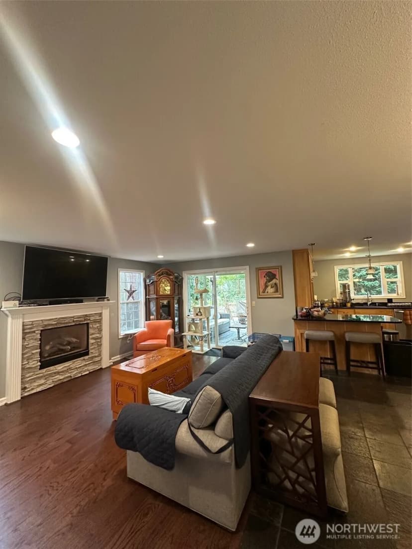 Property photo for 12709 Ne 80th Lane, Kirkland photo 23